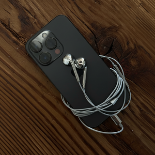 Chrome® Earbuds